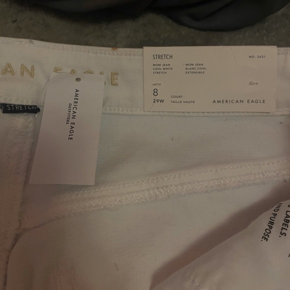 Brand New American Eagle White Jeans! - Picture 3 of 3